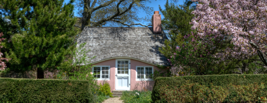 Tiny House for Sustainable Life